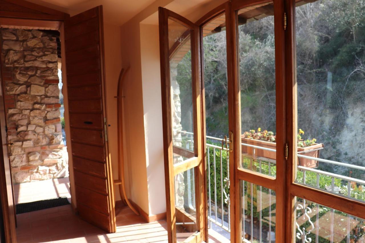 B&B Casale Roshlee Gualdo Cattaneo Kültér fotó