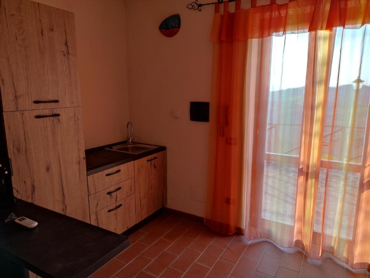B&B Casale Roshlee Gualdo Cattaneo Kültér fotó